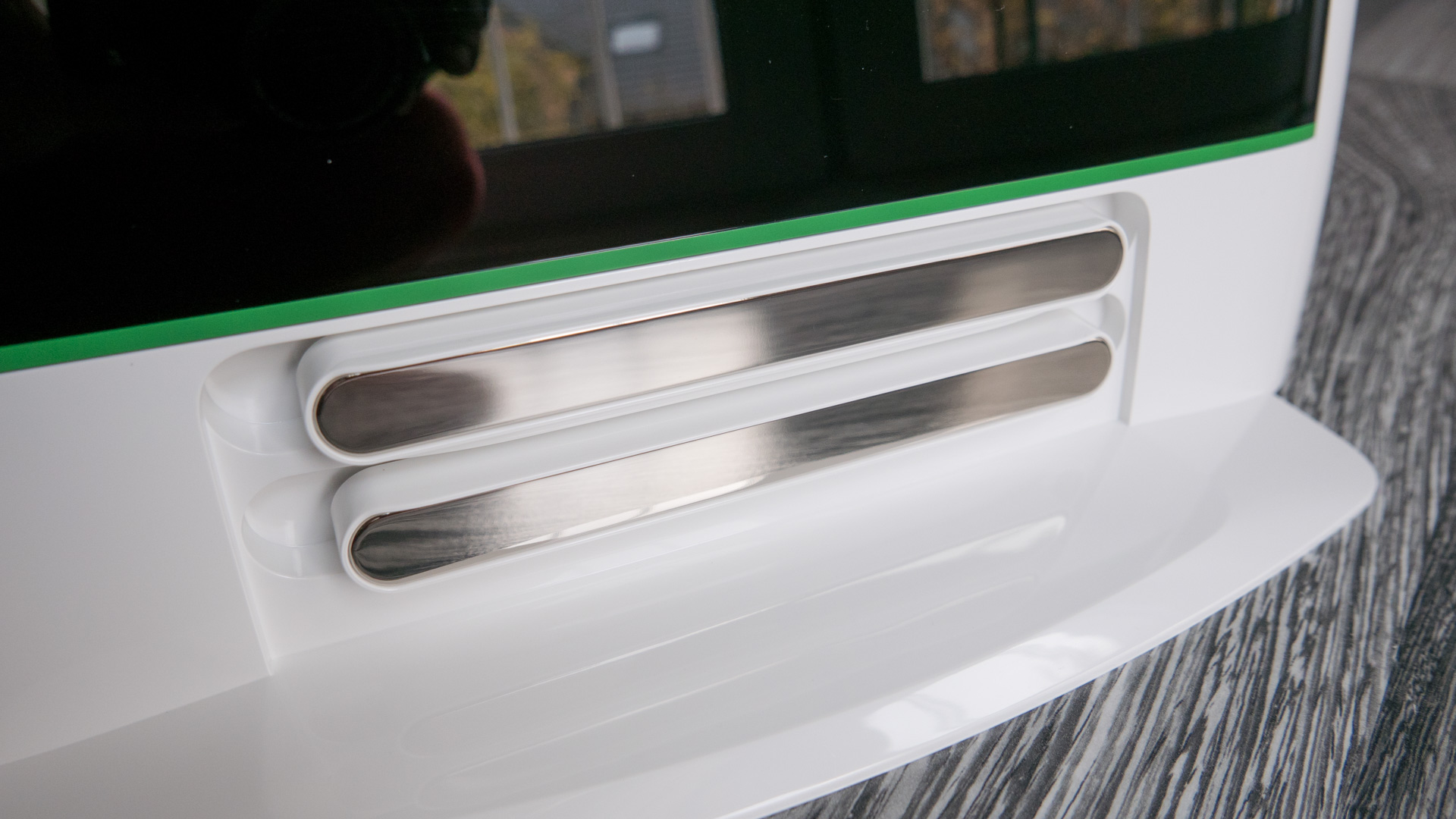 Vorwerk-VR300-Ladestation-2
