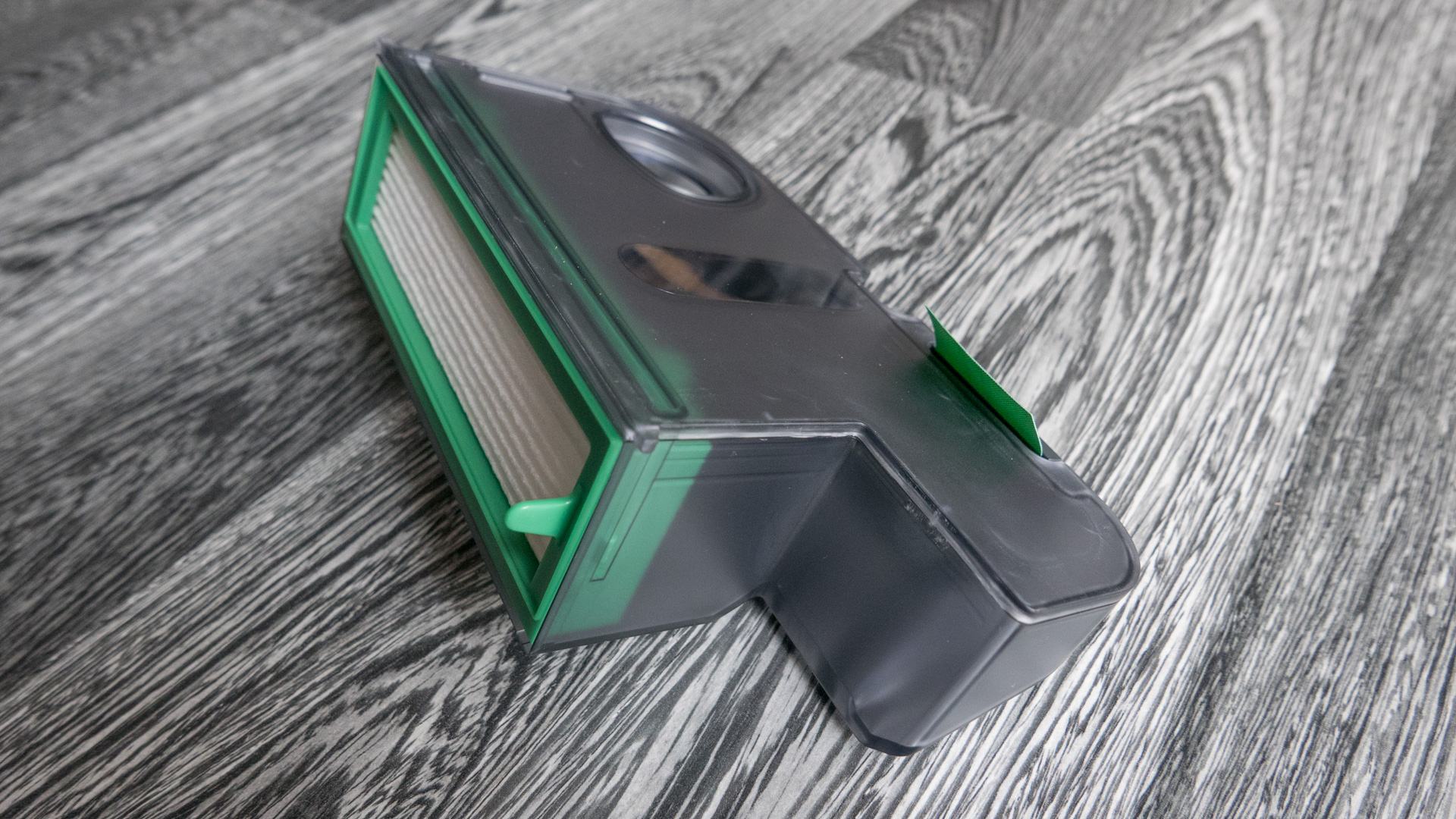 Vorwerk-VR300-Staubbehälter-8