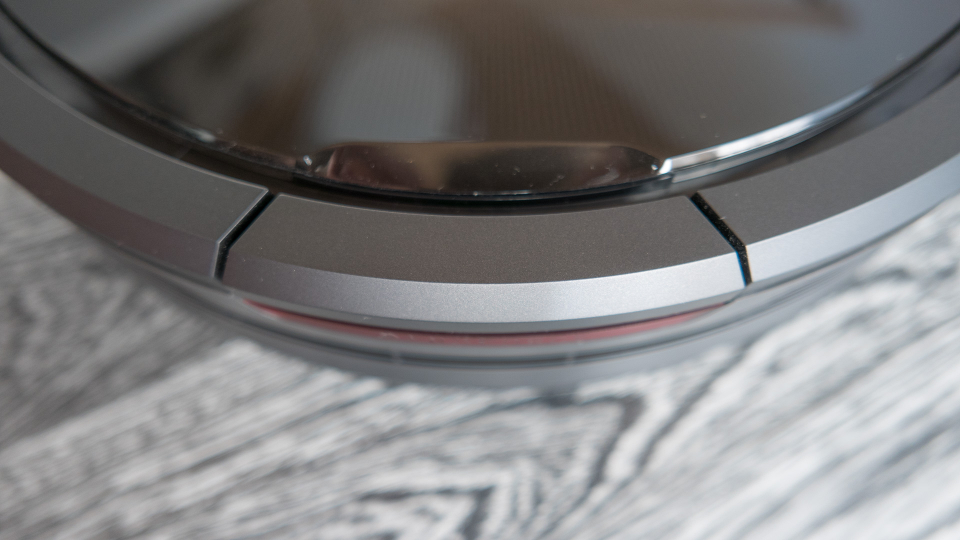 iRobot Roomba 980 Details 08