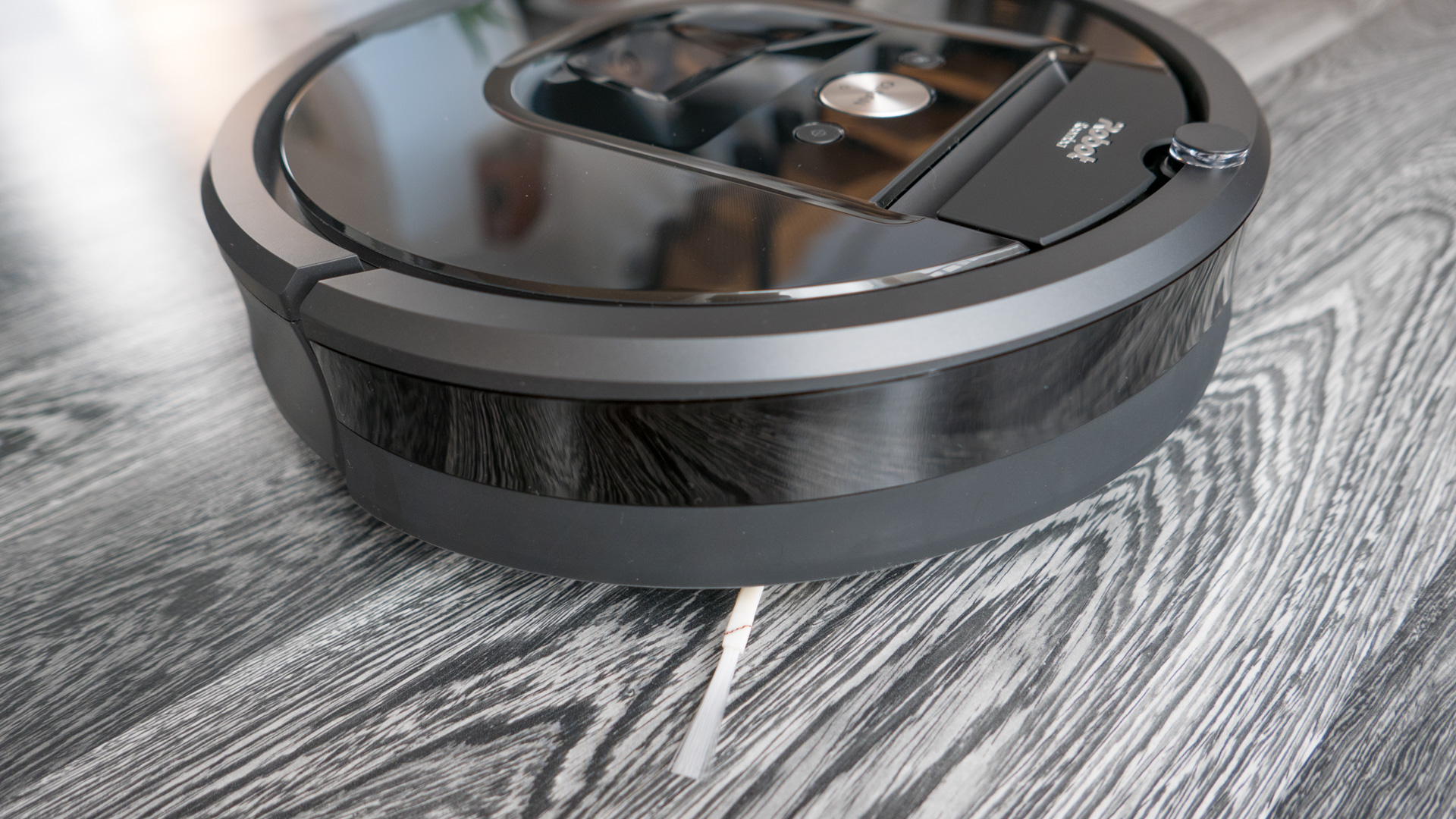 iRobot Roomba 980 Details 11
