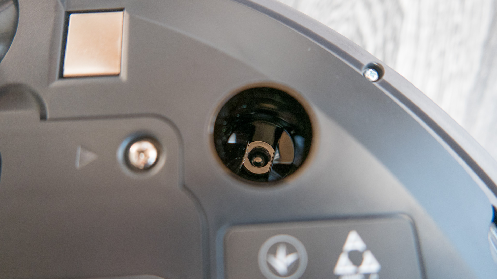 iRobot Roomba 980 Details 35