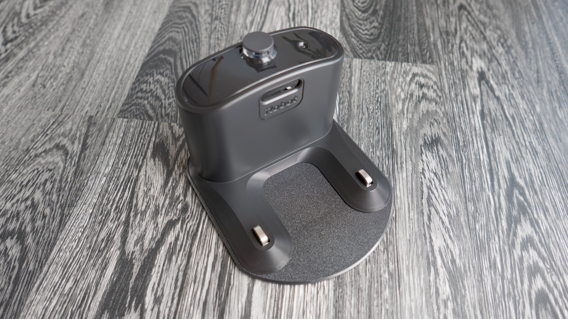 iRobot Roomba 980 Ladestation 01